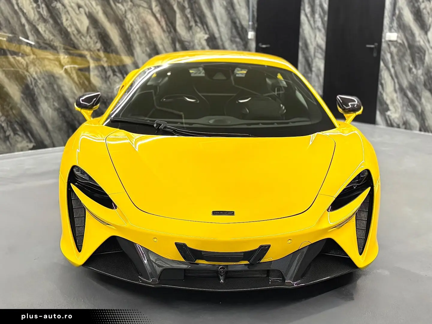 MCLAREN Artura  MSO  VOLL-CARBON  PERFORMANCE  GARANTIE