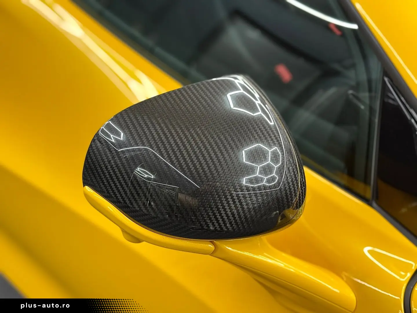 MCLAREN Artura  MSO  VOLL-CARBON  PERFORMANCE  GARANTIE