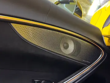 MCLAREN Artura  MSO  VOLL-CARBON  PERFORMANCE  GARANTIE