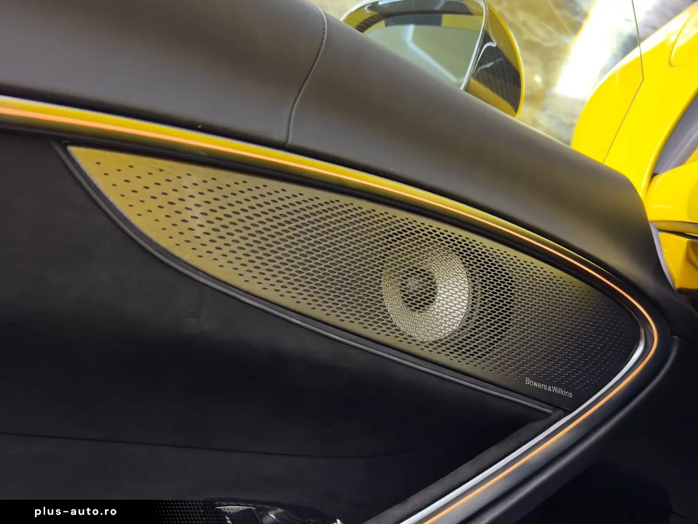MCLAREN Artura  MSO  VOLL-CARBON  PERFORMANCE  GARANTIE