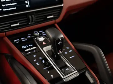 PORSCHE Cayenne S Platin Ed InnoDr Matrix Massage Ventil360