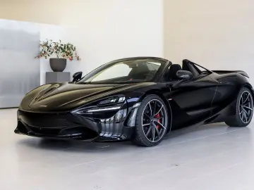 MCLAREN 720S Spider