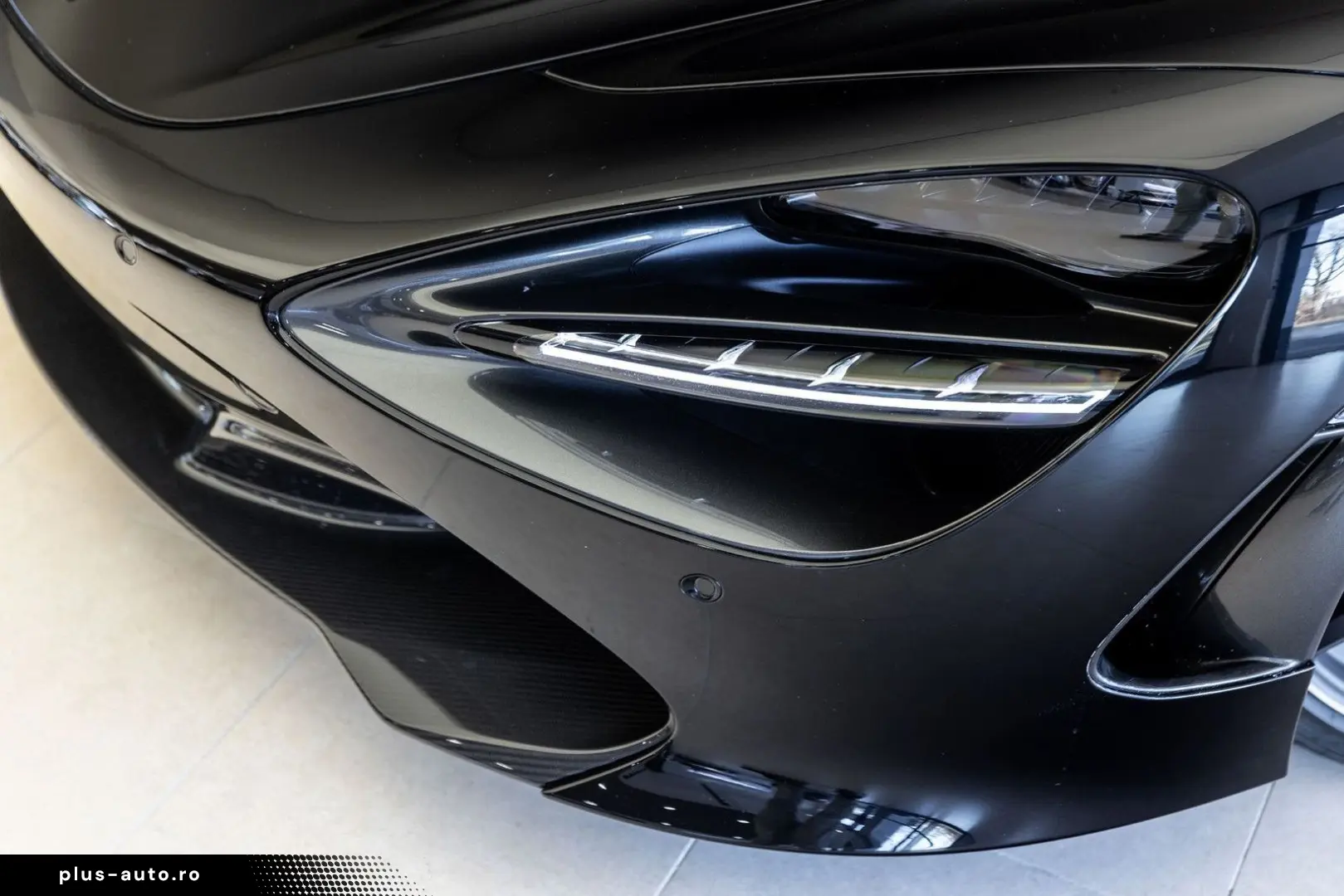 MCLAREN 720S Spider