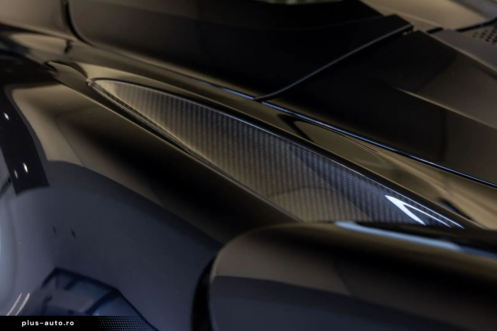 MCLAREN 720S Spider