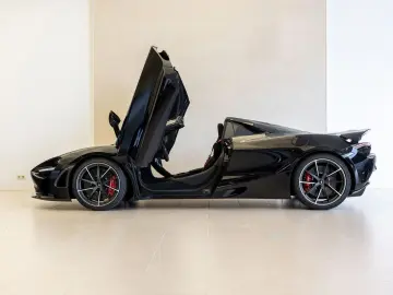 MCLAREN 720S Spider