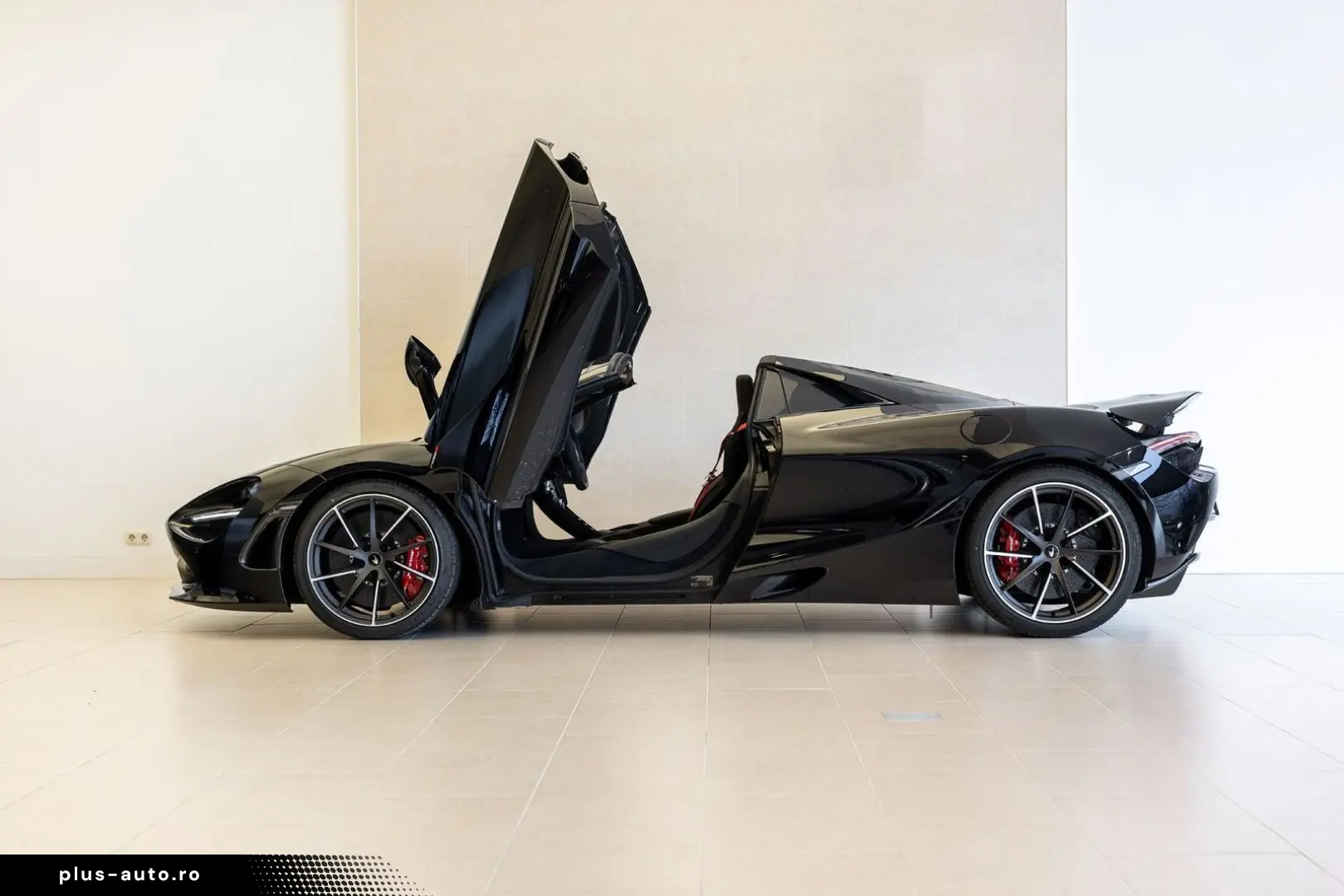 MCLAREN 720S Spider