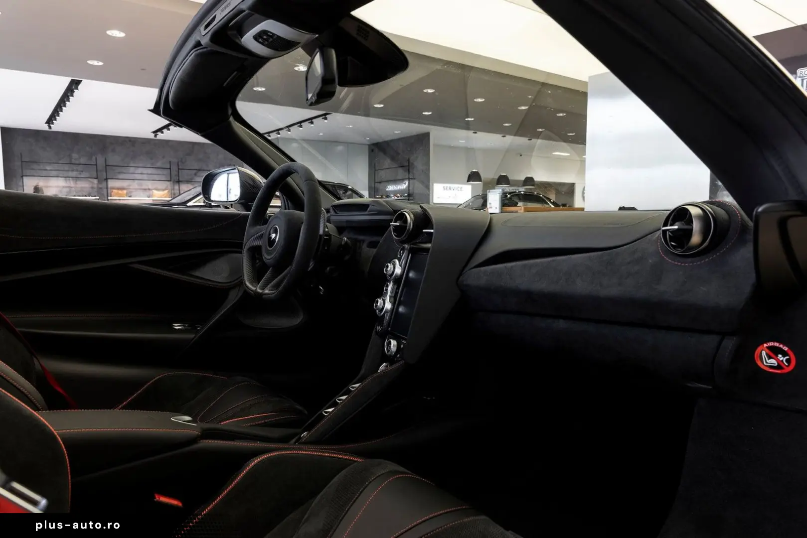 MCLAREN 720S Spider