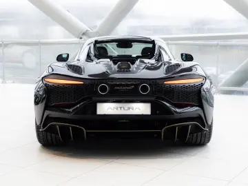 MCLAREN Artura Spider 3.0 V6 Plug-in   JPS Livery   Tech