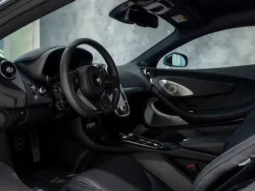 MCLAREN GT