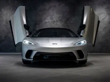 MCLAREN GT