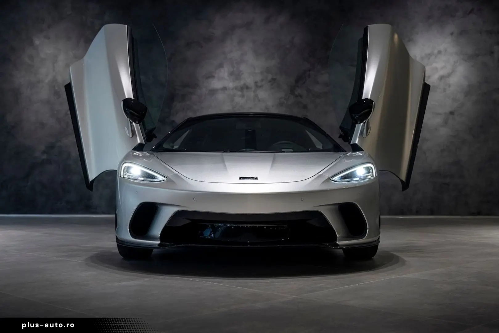 MCLAREN GT
