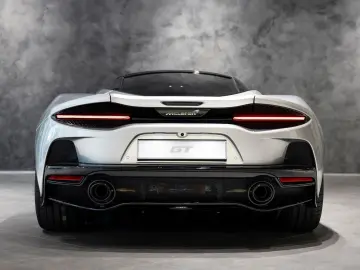 MCLAREN GT
