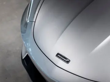 MCLAREN GT