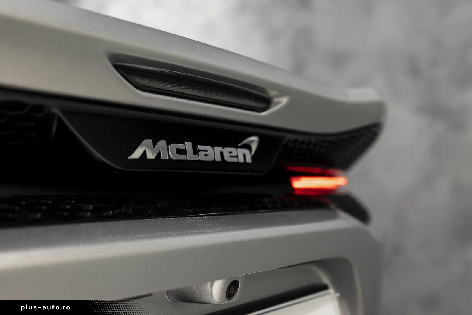 MCLAREN GT