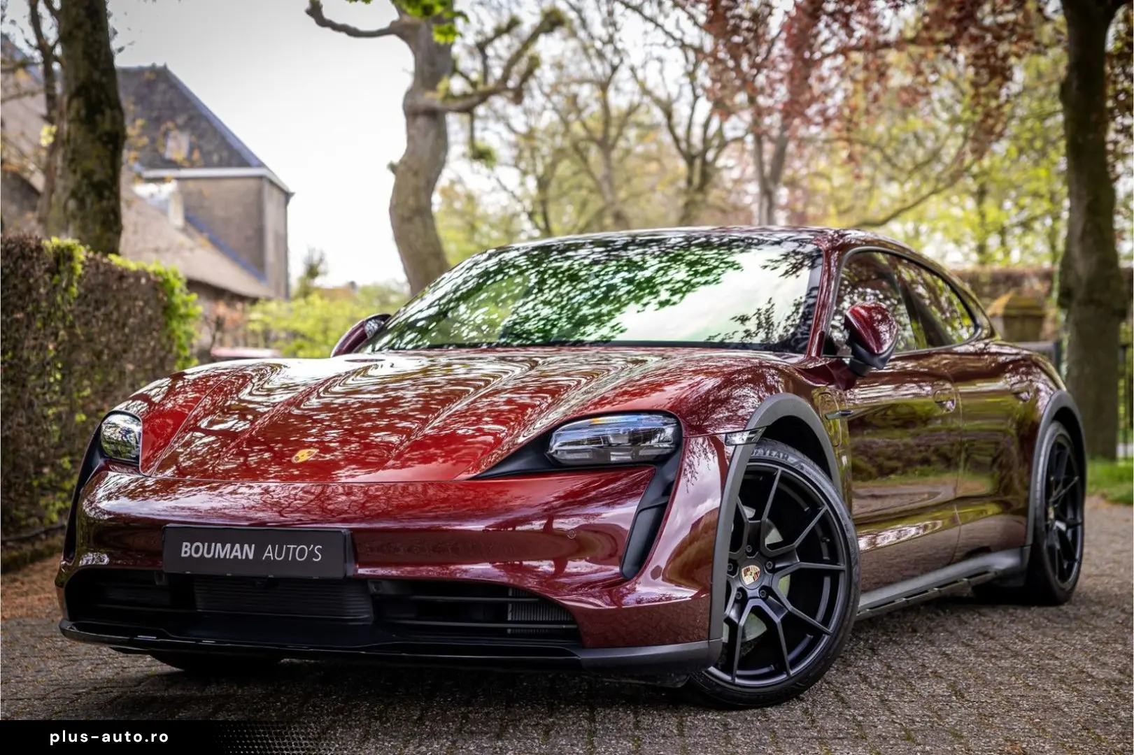 PORSCHE Taycan Cross Turismo 4 93 kWh Panorama 18-Wegs S