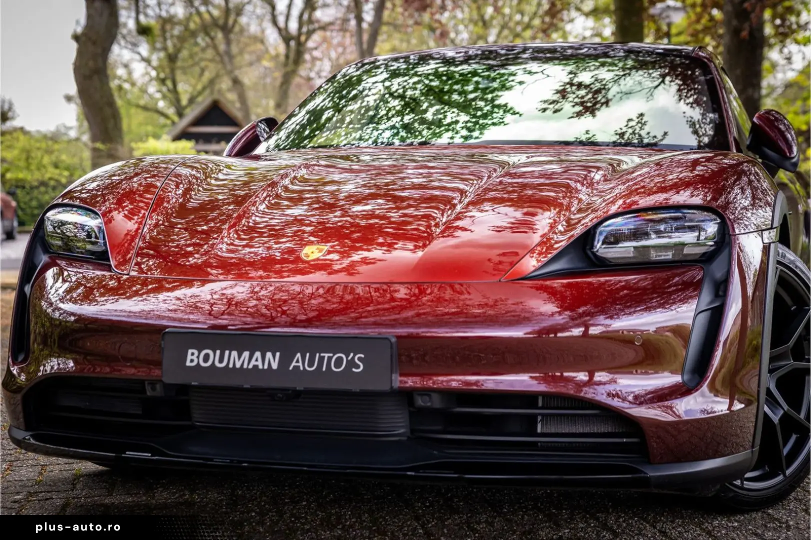 PORSCHE Taycan Cross Turismo 4 93 kWh Panorama 18-Wegs S