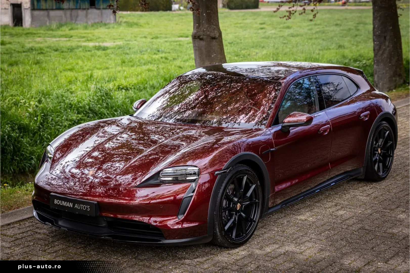 PORSCHE Taycan Cross Turismo 4 93 kWh Panorama 18-Wegs S