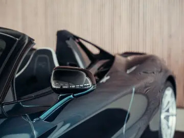 MCLAREN 750S Spider  MwSt.  Elite Paint Serpentine
