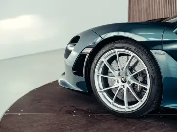 MCLAREN 750S Spider  MwSt.  Elite Paint Serpentine