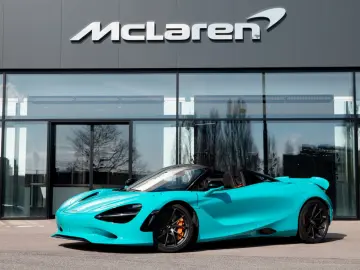 MCLAREN 750S Spider   Tokyo Cyan   Carbon Int.   B&W