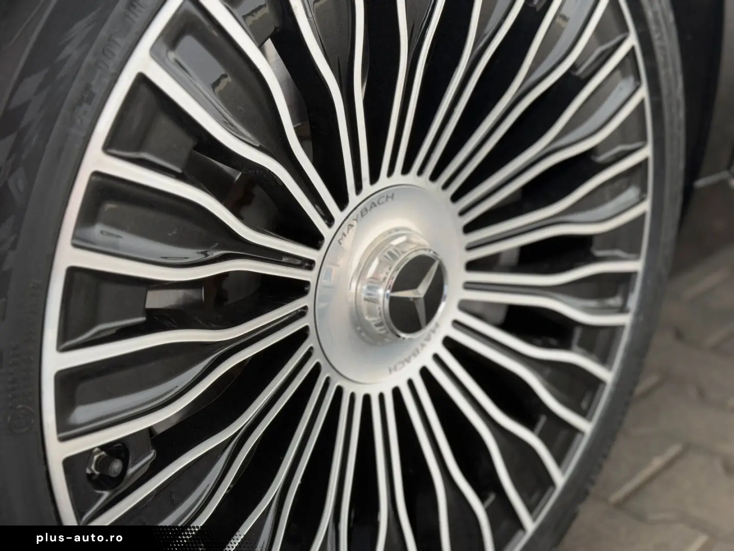 MAYBACH Mercedes Benz S680 Maybach V12 High-End -Paket