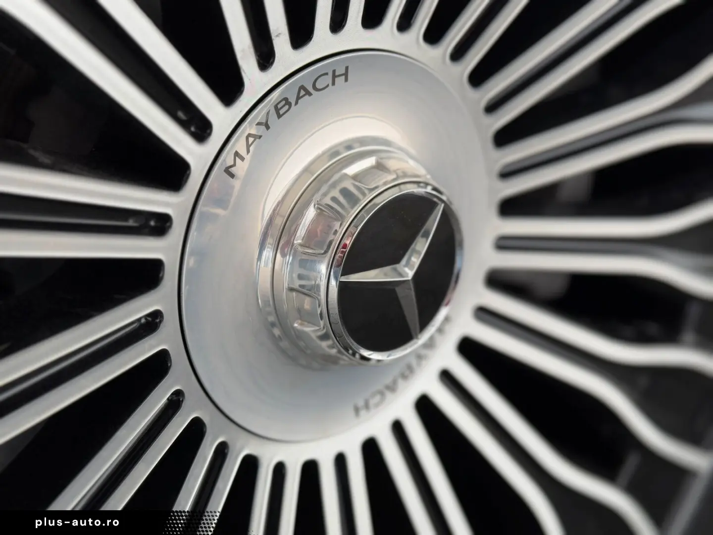MAYBACH Mercedes Benz S680 Maybach V12 High-End -Paket