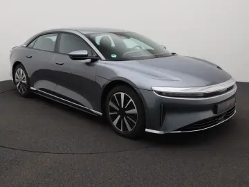 LUCID Air Pure AWD