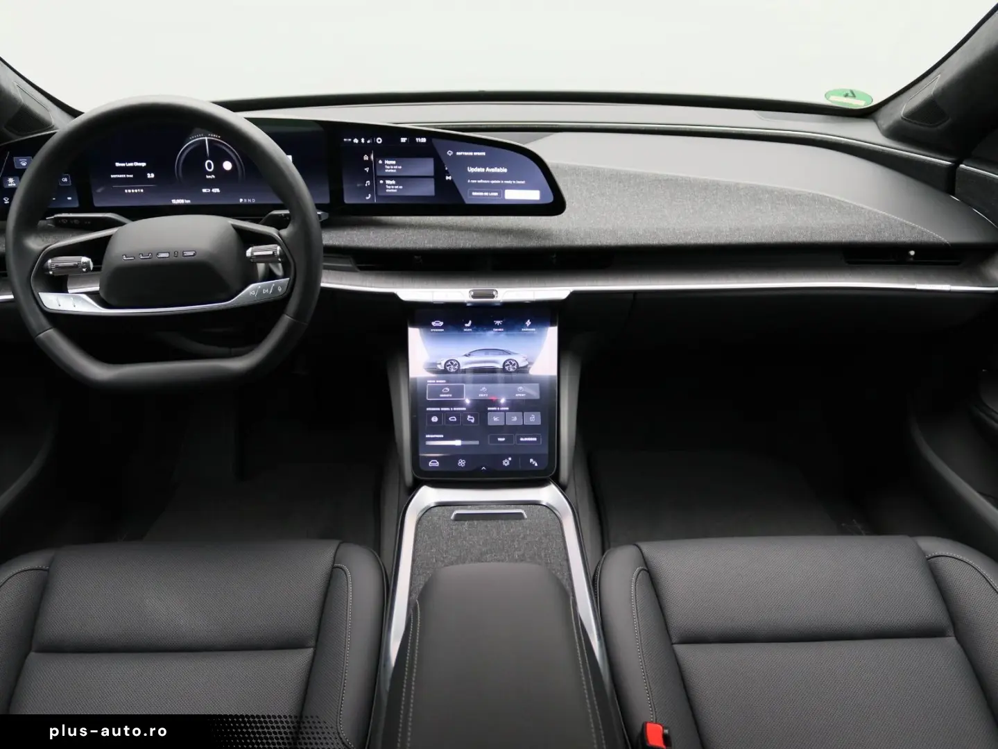 LUCID Air Pure AWD