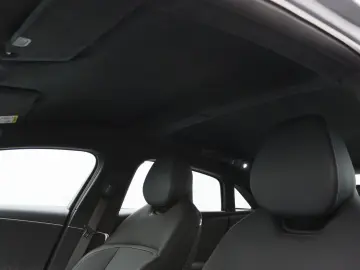 LUCID Air Pure AWD