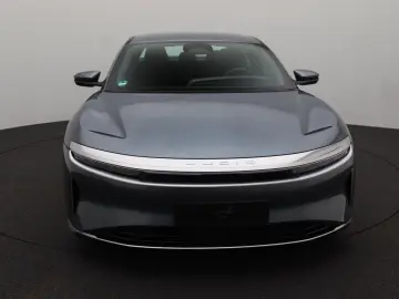LUCID Air Pure AWD