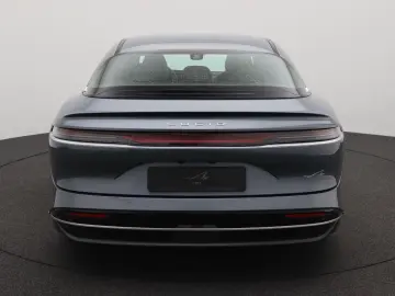 LUCID Air Pure AWD