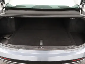 LUCID Air Pure AWD