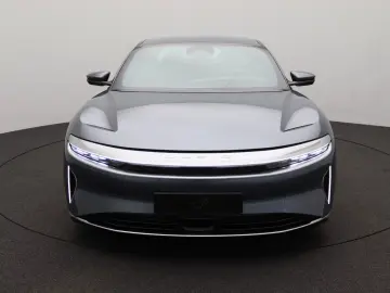 LUCID Air Pure AWD