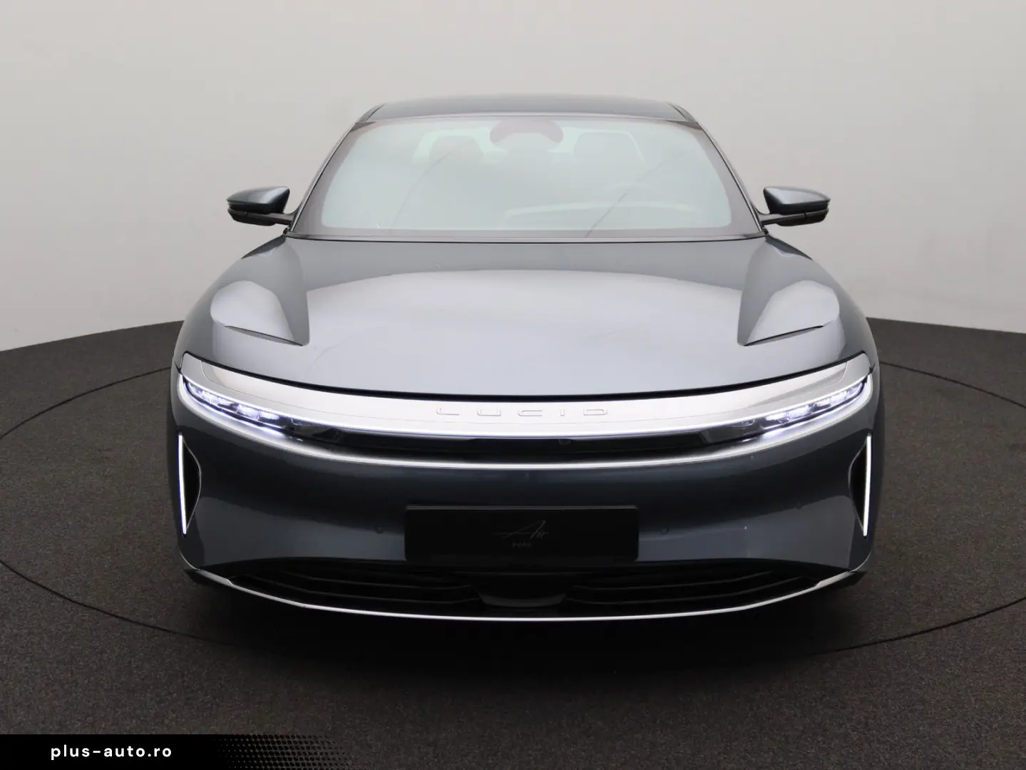 LUCID Air Pure AWD