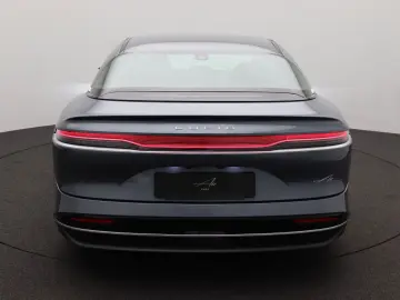 LUCID Air Pure AWD
