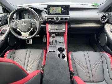 LEXUS RC F Advantage  V8 Saugmotor 464PS Mark Levinson
