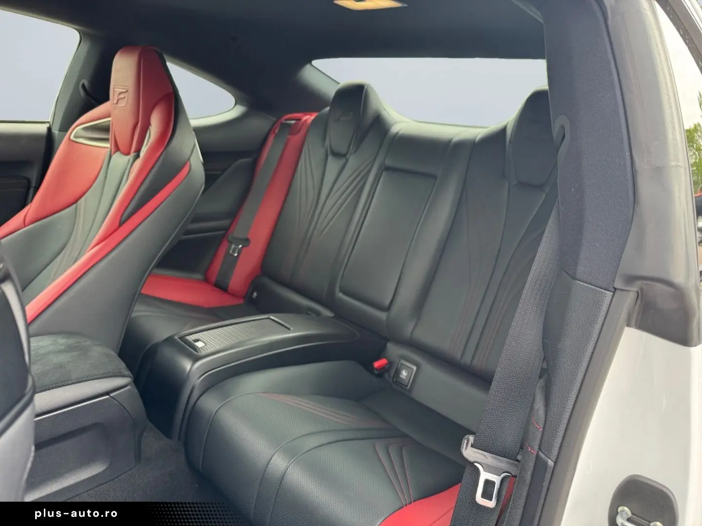 LEXUS RC F Advantage  V8 Saugmotor 464PS Mark Levinson