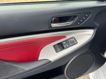 LEXUS RC F Advantage  V8 Saugmotor 464PS Mark Levinson