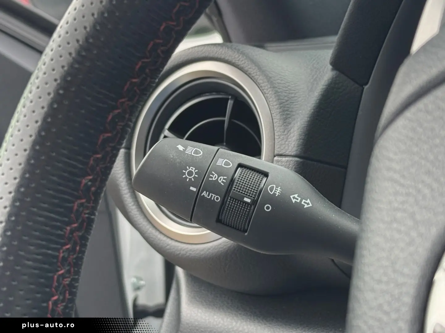 LEXUS RC F Advantage  V8 Saugmotor 464PS Mark Levinson