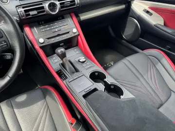 LEXUS RC F Advantage  V8 Saugmotor 464PS Mark Levinson
