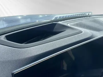 BMW M4 Competition M xDrive Cabrio Head-Up H K