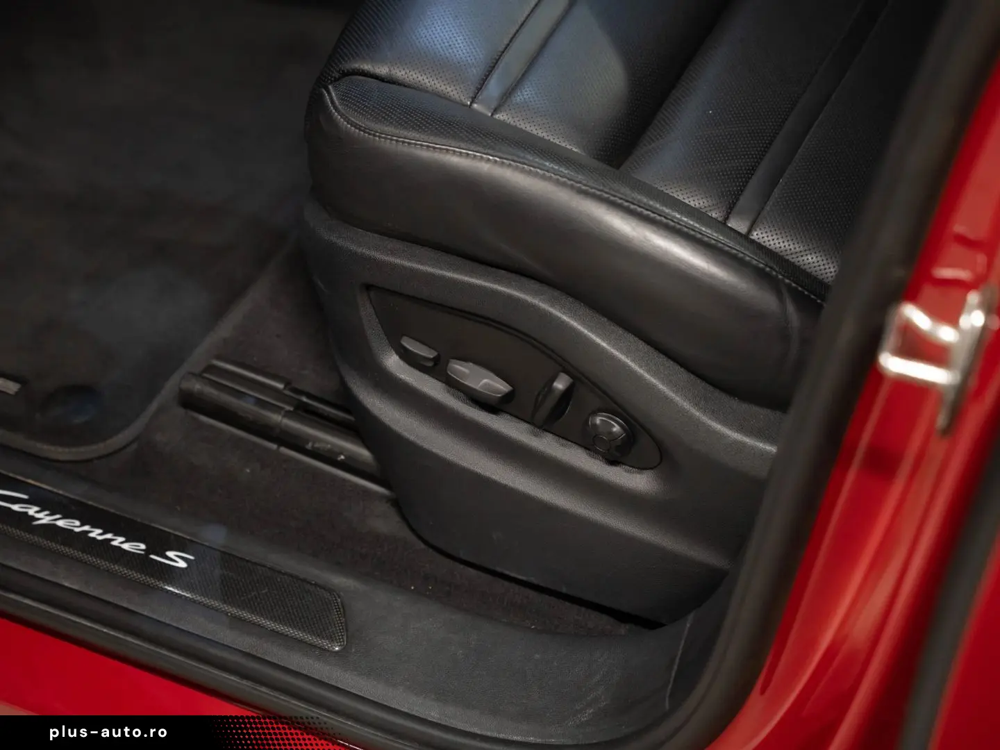 PORSCHE Cayenne S Massage 4SeatsVentilation 360 SoftClose