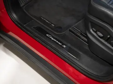 PORSCHE Cayenne S Massage 4SeatsVentilation 360 SoftClose