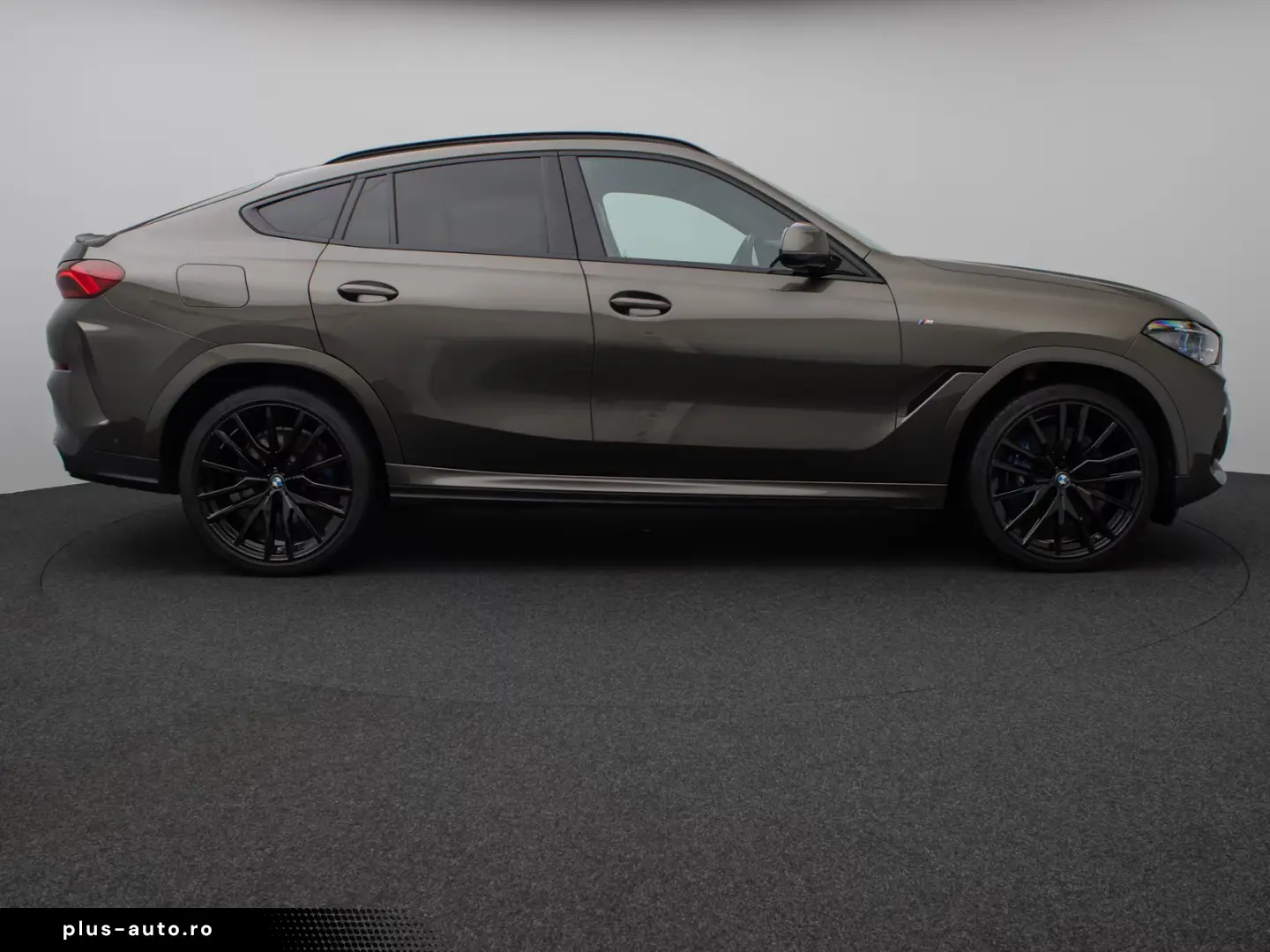 BMW X6 M50i Individual Panorama