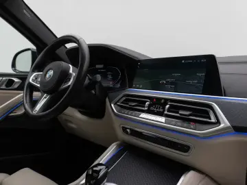 BMW X6 M50i Individual Panorama