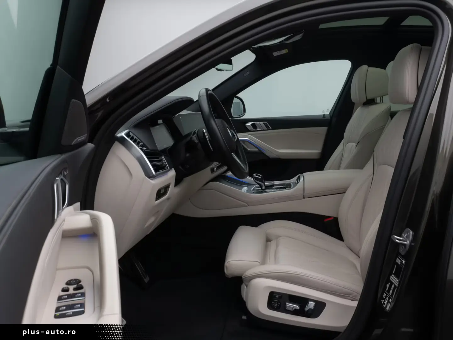 BMW X6 M50i Individual Panorama