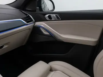 BMW X6 M50i Individual Panorama