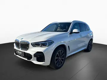 BMW X5 xDr30d MSpo SoftClose DisplayKey DAProf HUD Panoramic