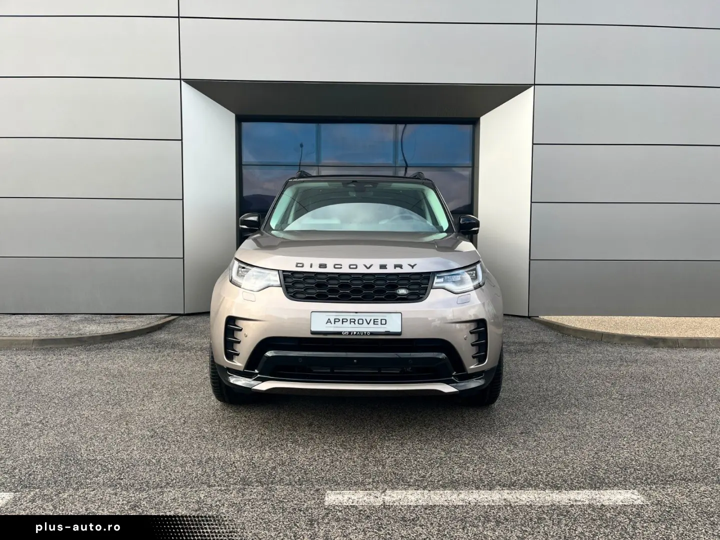 LAND ROVER Discovery 5 Dynamic SE D250 AWD
