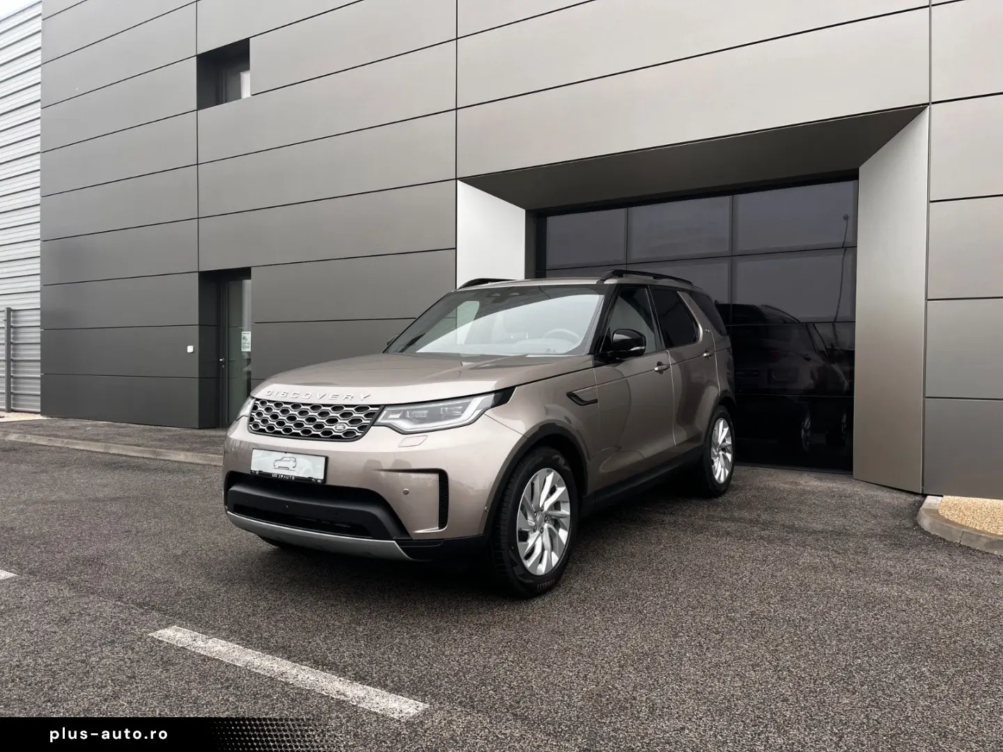 LAND ROVER Discovery 5 S D250 AWD